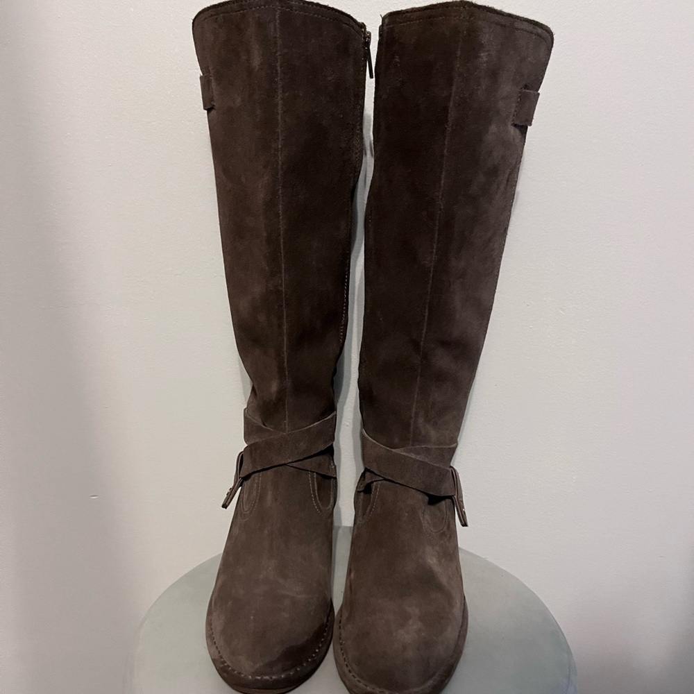 UGG Bandara Brown Suede Tall Riding Boots Size 7.